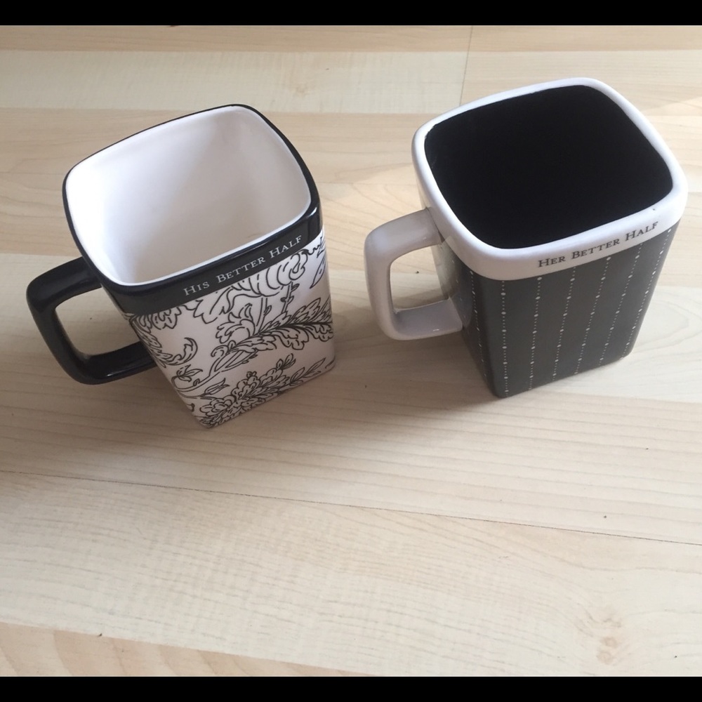 Hallmark Set x2 Coffee Mugs.